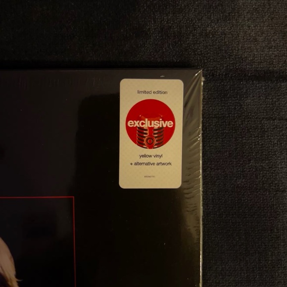 ABBA Voyage LP Record in Yellow Vinyl + Alternative Artwork. New Shrink Wrapped - Picture 2 of 3